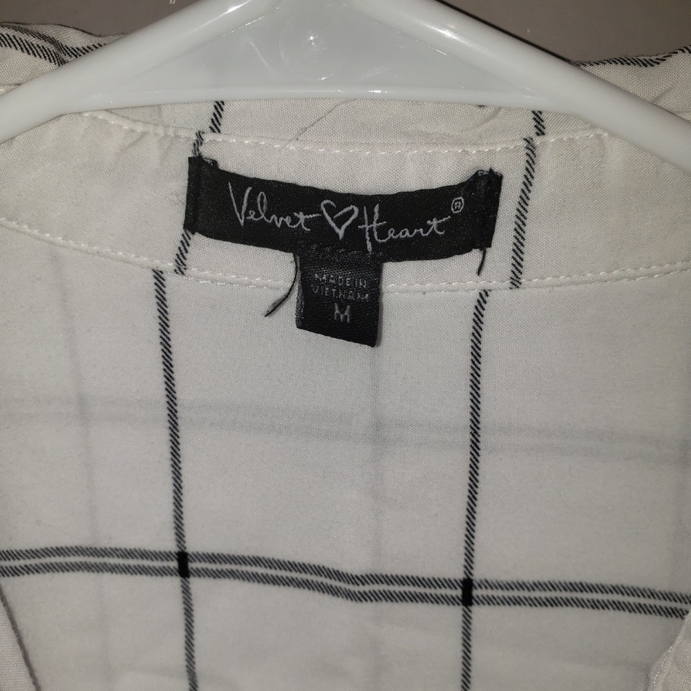 Velvet Heart Button Down - Picture 5 of 8
